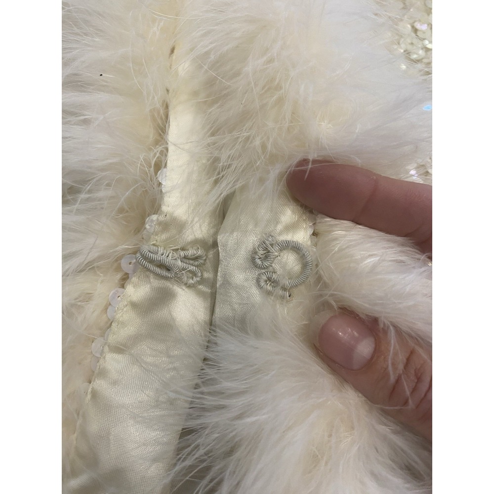 VTG‎ 60's Three Flags  White Sequinned W/ Feathers Light Coat Jacket Disco Party - Picture 10 of 11